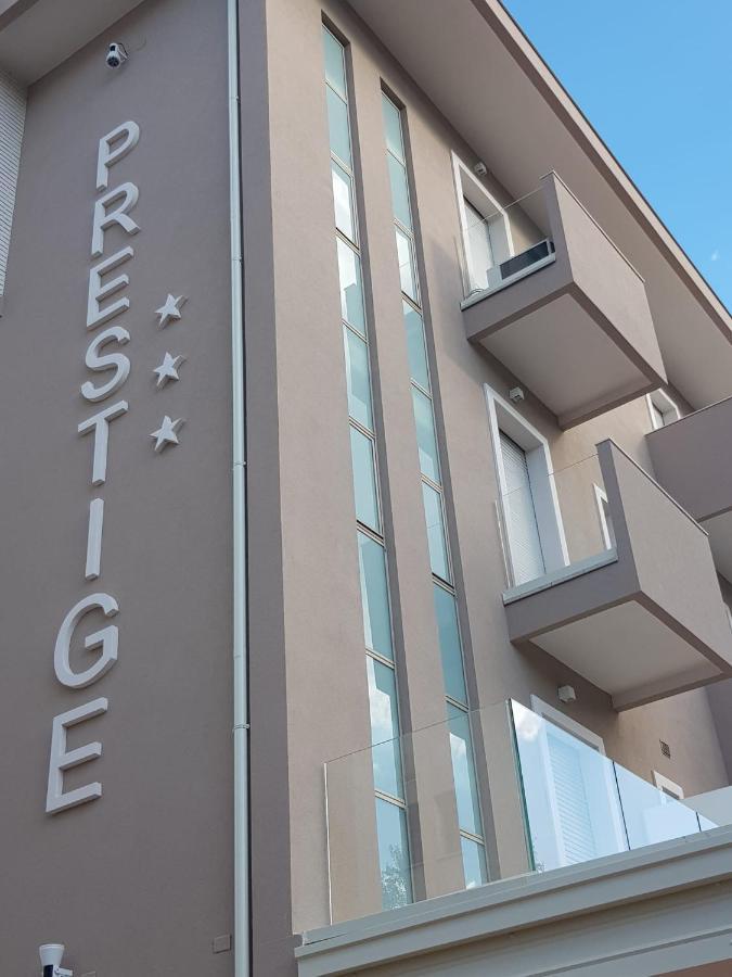 Hotel Prestige 리미니 외부 사진